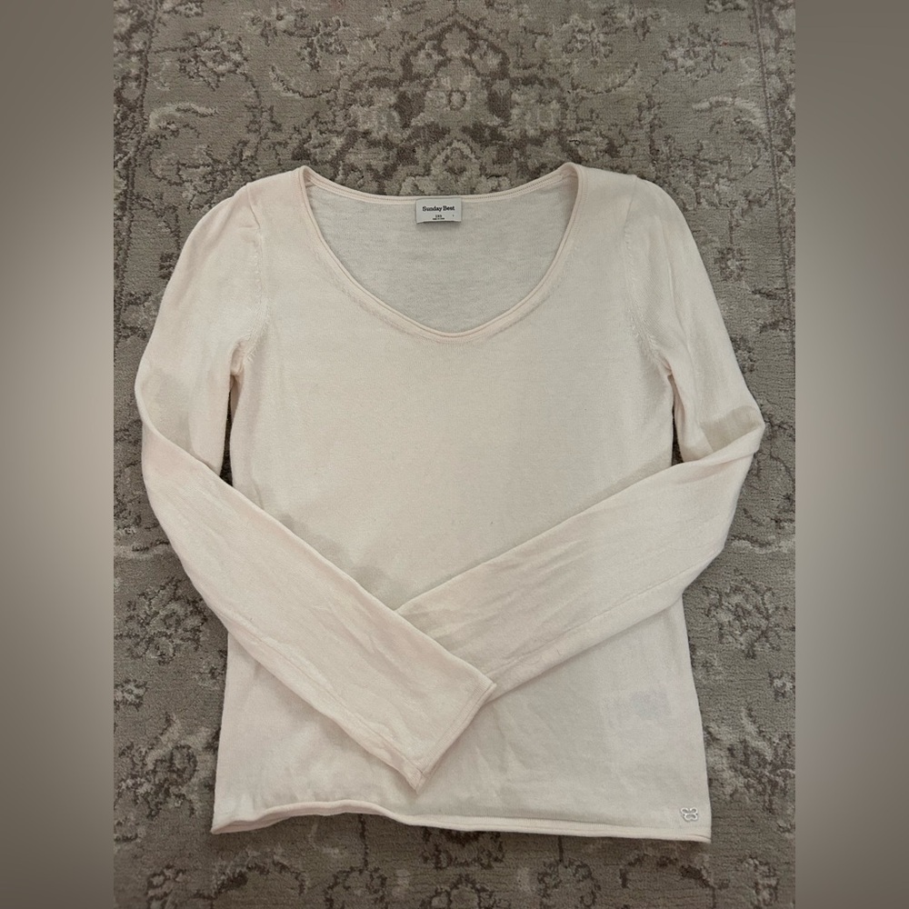 Aritzia Soft Cream Long Sleeve Top